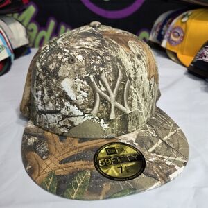 New Era 7 1/8 - RealTree New York Yankees
